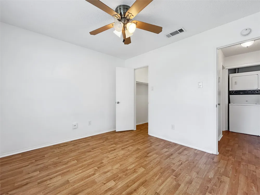 536 Guerin Drive Arlington, TX 76012