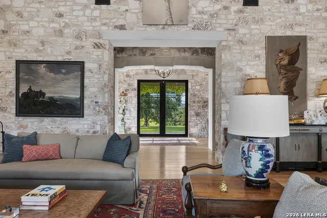 279 Achtzehn Fredericksburg, TX 78624