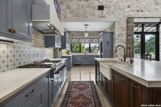279 Achtzehn Fredericksburg, TX 78624