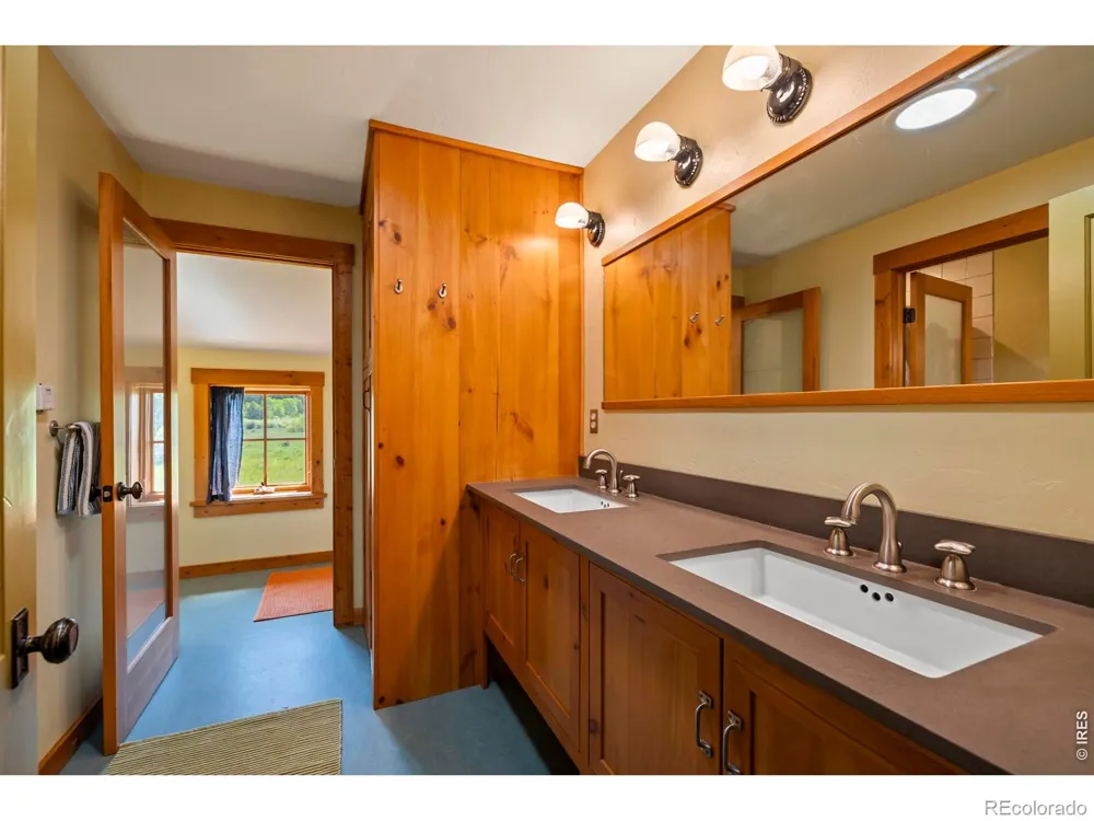 3219 County Road 99 Road Jelm, CO 80545