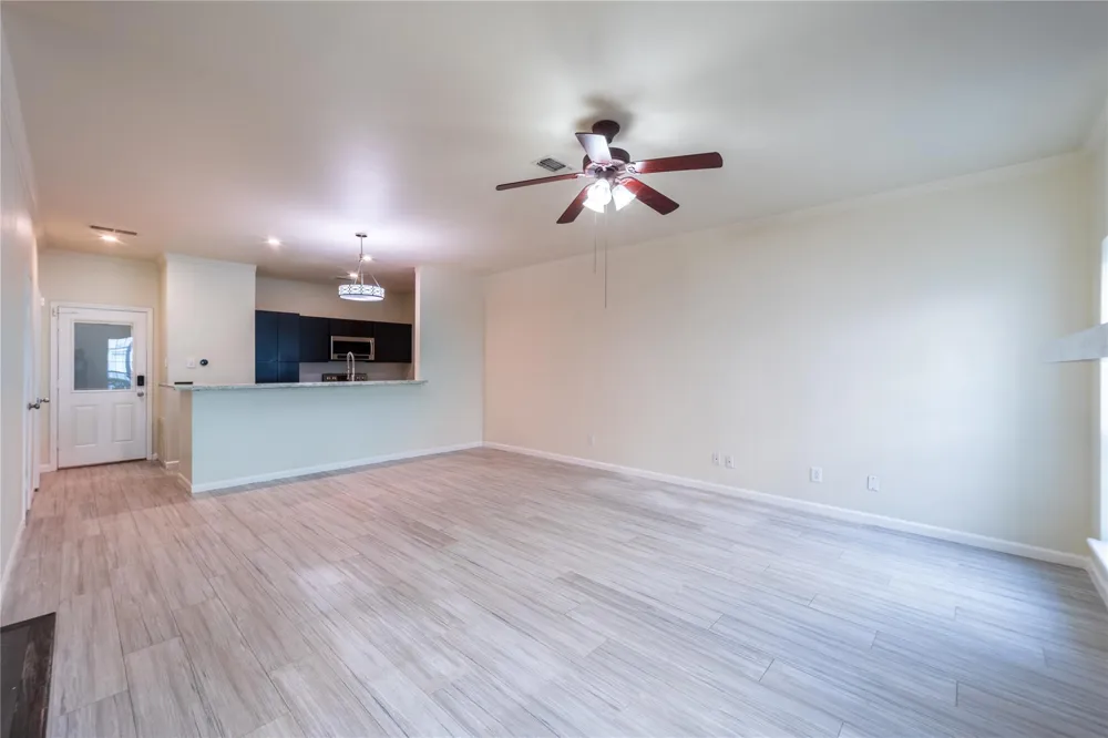7332 Regency Square Court #7332 Hockley, TX 77036