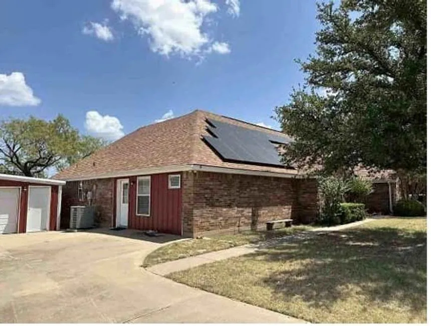 2323 Sha Lane Breckenridge, TX 76424