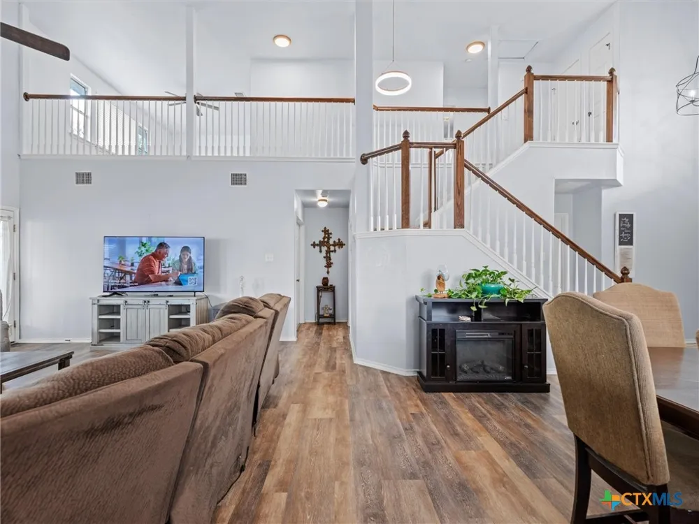 2449 Harris Circle New Braunfels, TX 78130