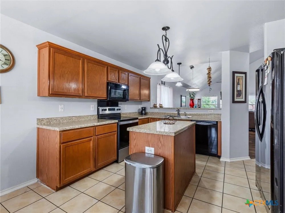 2449 Harris Circle New Braunfels, TX 78130