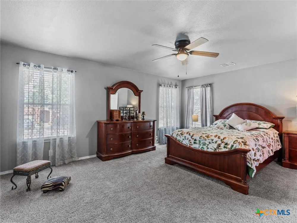 2449 Harris Circle New Braunfels, TX 78130