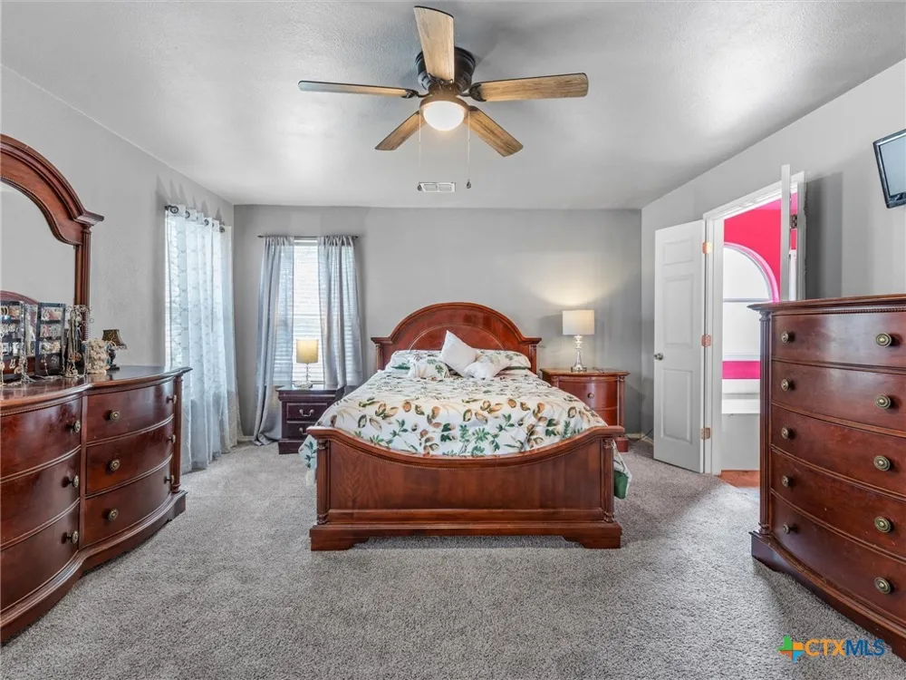 2449 Harris Circle New Braunfels, TX 78130