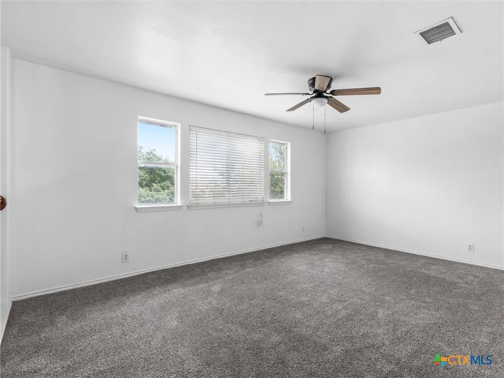 2449 Harris Circle New Braunfels, TX 78130