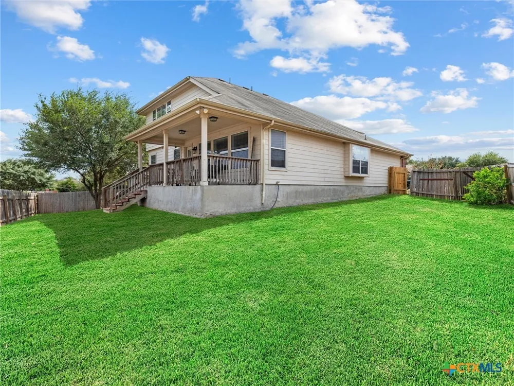 2449 Harris Circle New Braunfels, TX 78130