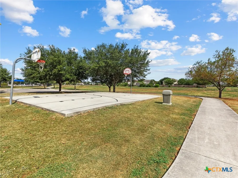 2449 Harris Circle New Braunfels, TX 78130