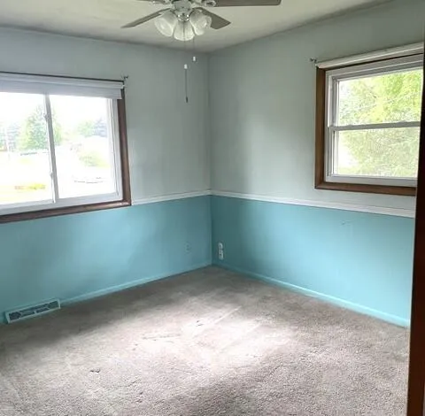 2535 Powers Avenue NW Grand Rapids, MI 49544