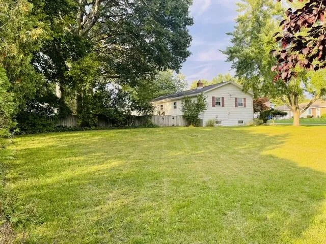 2535 Powers Avenue NW Grand Rapids, MI 49544
