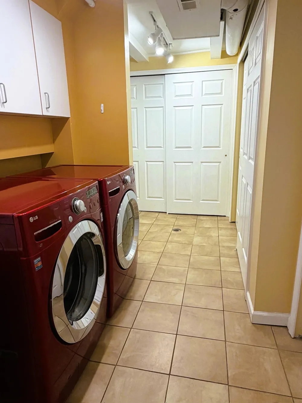 4239 Breckenridge Drive #63 West Bloomfield, MI 48322