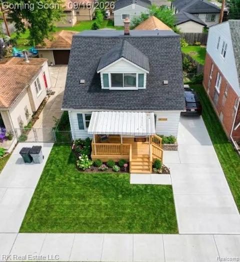 1125 E Hayes Avenue