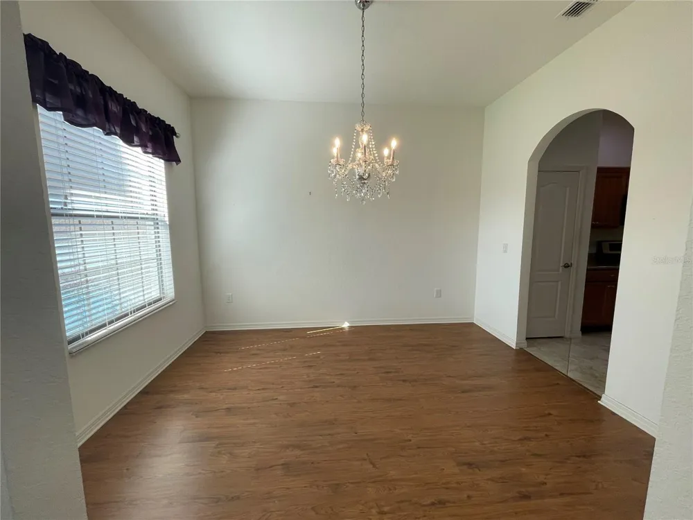 326 LAKE MARIANA WAY Auburndale, FL 33823