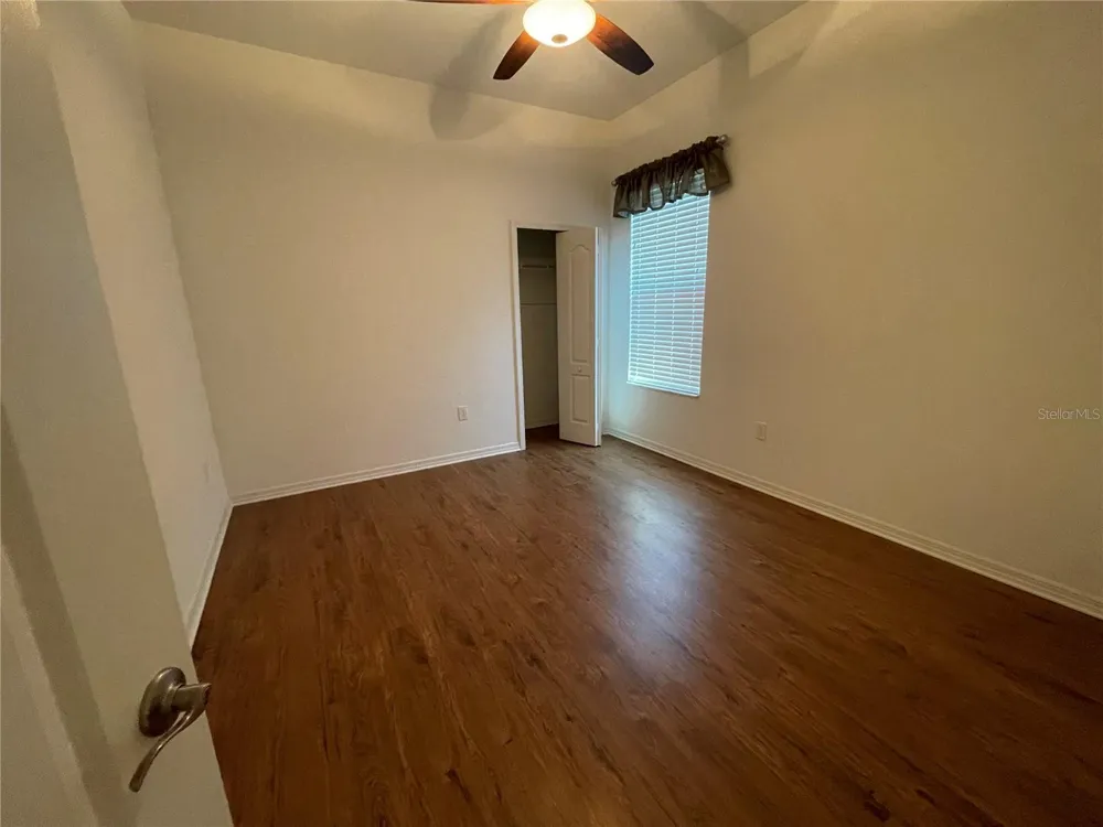 326 LAKE MARIANA WAY Auburndale, FL 33823
