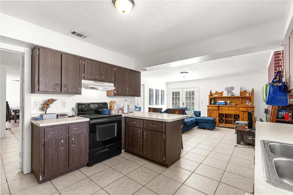 2130 NE 10TH STREET ocala, FL 34470