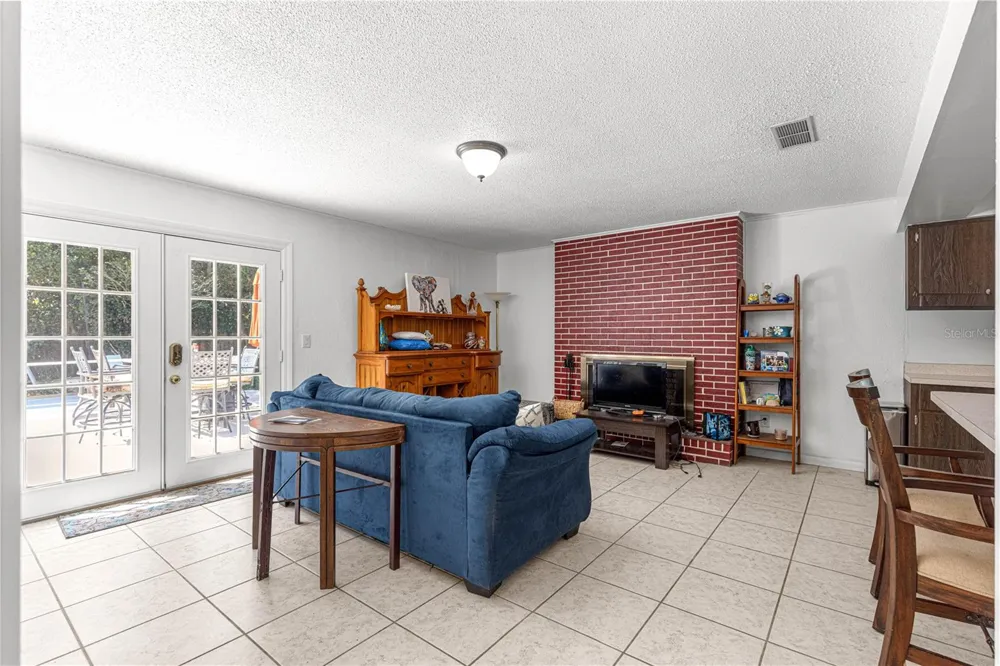 2130 NE 10TH STREET ocala, FL 34470