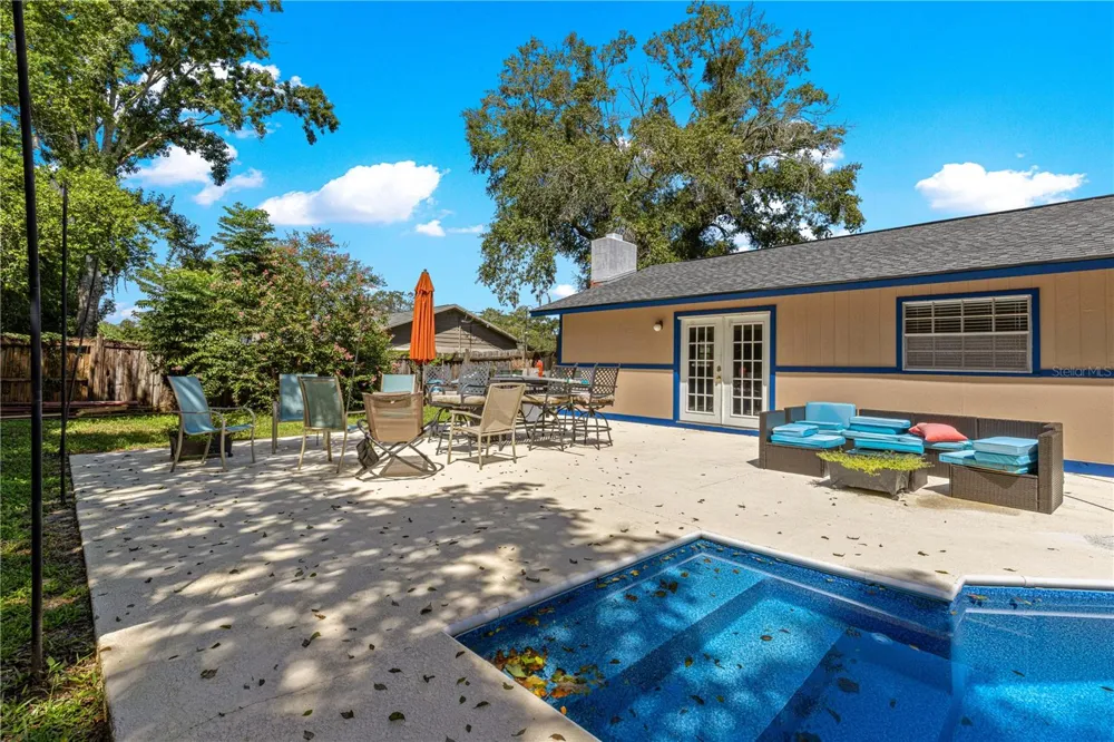 2130 NE 10TH STREET ocala, FL 34470
