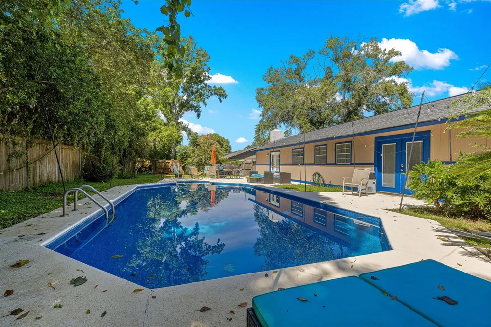2130 NE 10TH STREET ocala, FL 34470