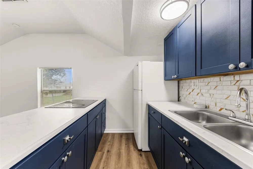828 BOOKER AVENUE Sebring, FL 33870
