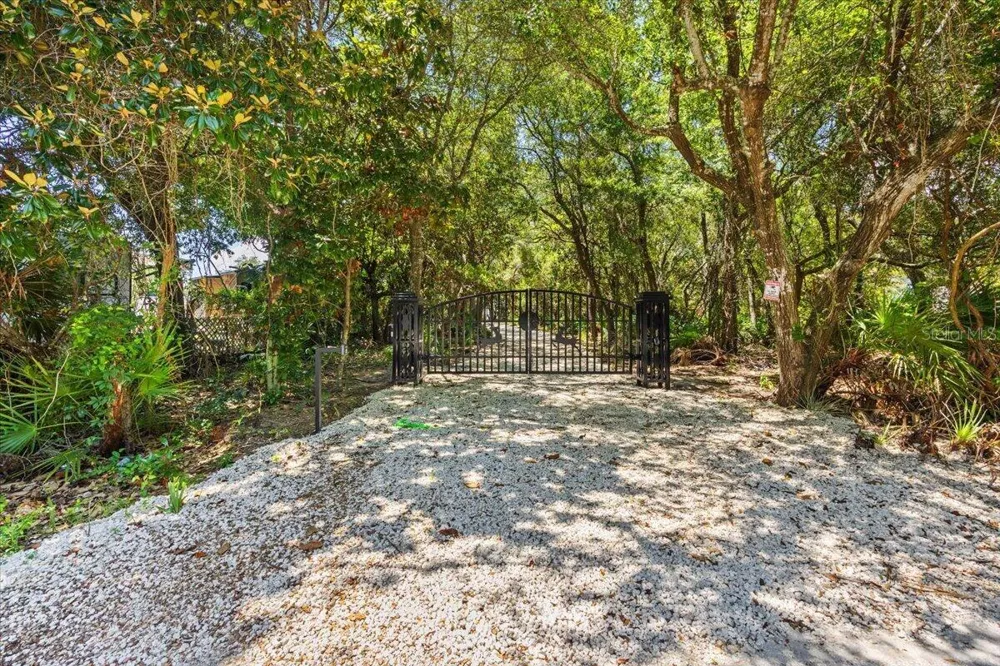 609 CALHOUN AVENUE Destin, FL 32541