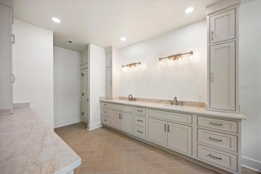 609 CALHOUN AVENUE Destin, FL 32541