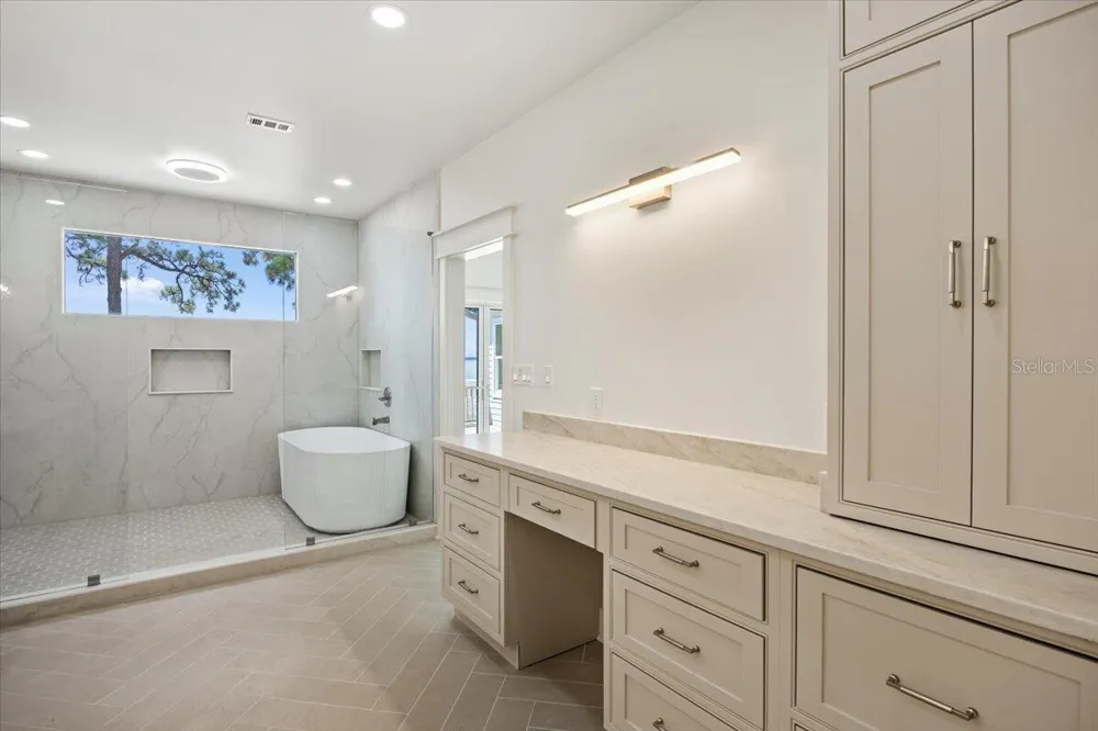 609 CALHOUN AVENUE Destin, FL 32541