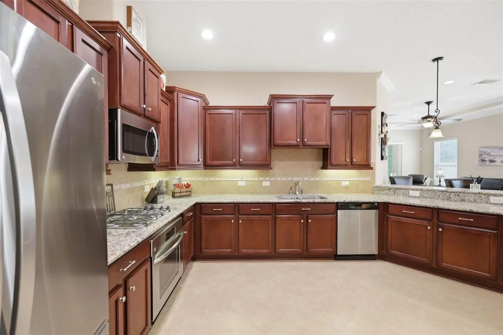 2901 DEVONOAK BOULEVARD Land O Lakes, FL 34638