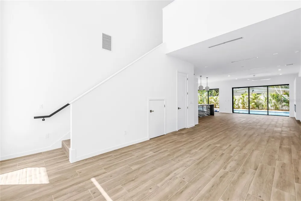 2345 TEMPLE STREET Sarasota, FL 34239