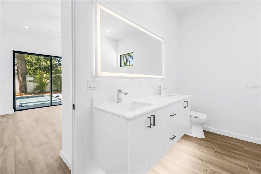 2345 TEMPLE STREET Sarasota, FL 34239