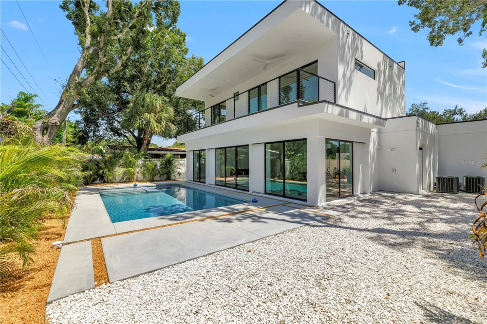 2345 TEMPLE STREET Sarasota, FL 34239