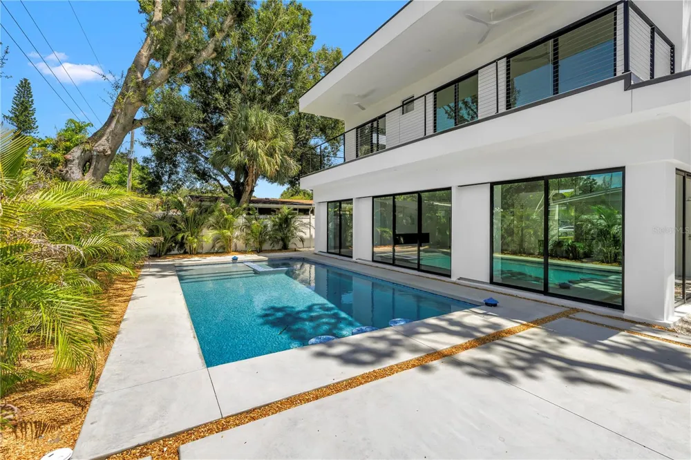 2345 TEMPLE STREET Sarasota, FL 34239