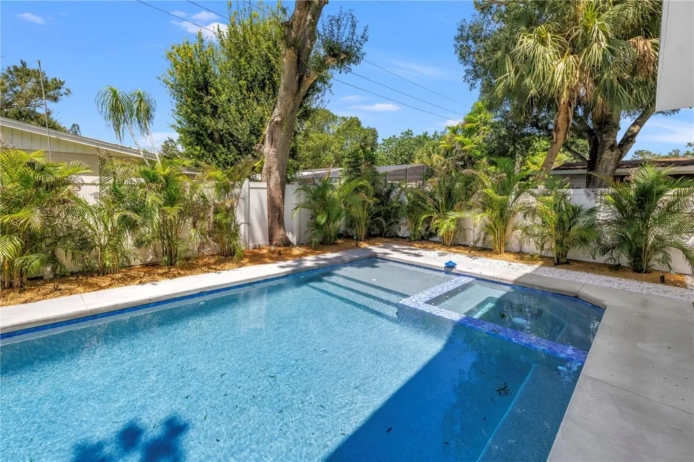 2345 TEMPLE STREET Sarasota, FL 34239
