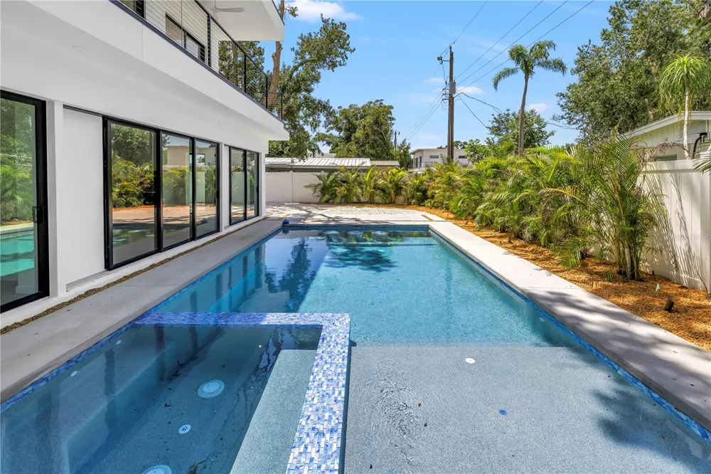 2345 TEMPLE STREET Sarasota, FL 34239