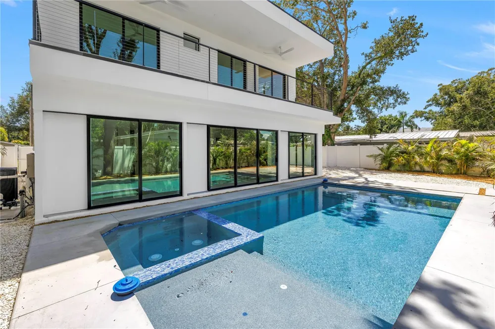 2345 TEMPLE STREET Sarasota, FL 34239