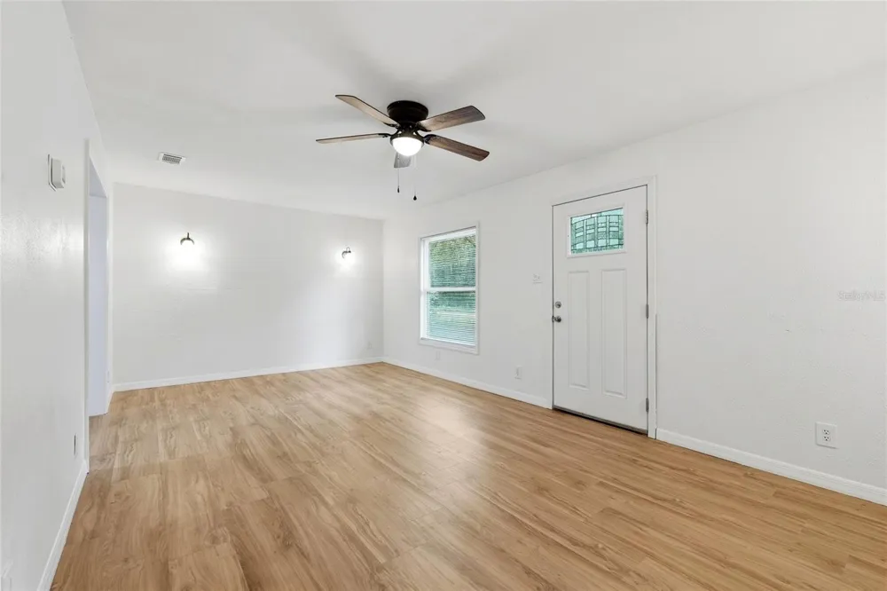 924 MALTAS AVENUE Interlachen, FL 32148