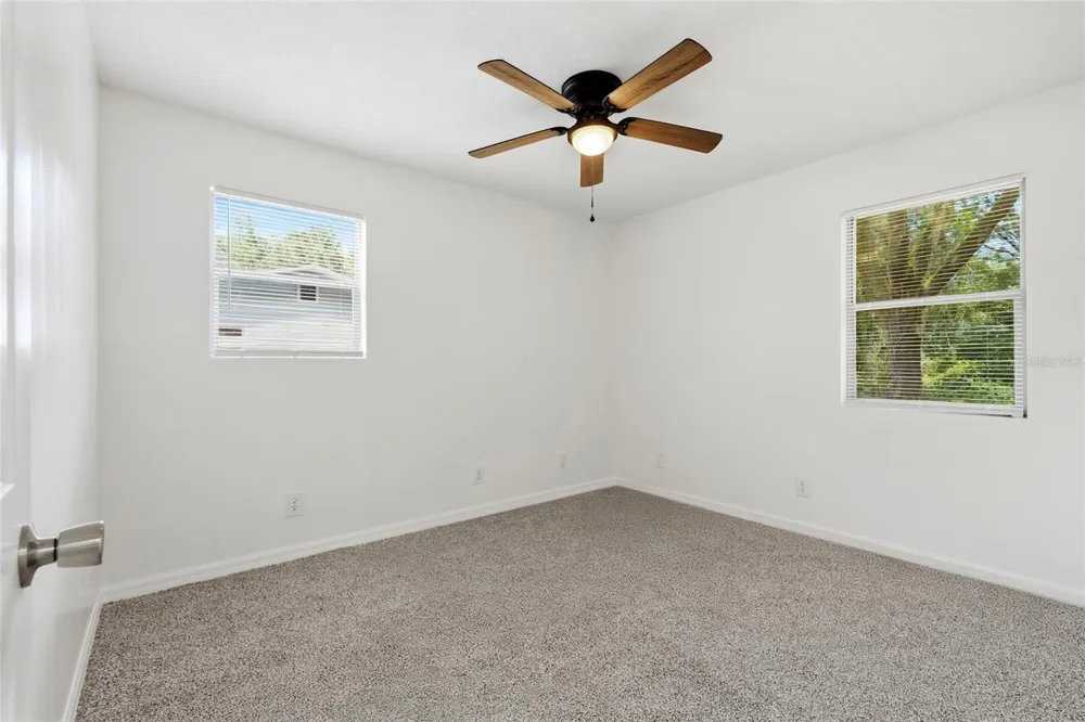 924 MALTAS AVENUE Interlachen, FL 32148