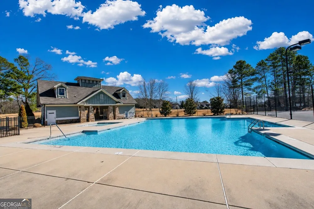 544 Amaranth TRL Hoschton, GA 30548