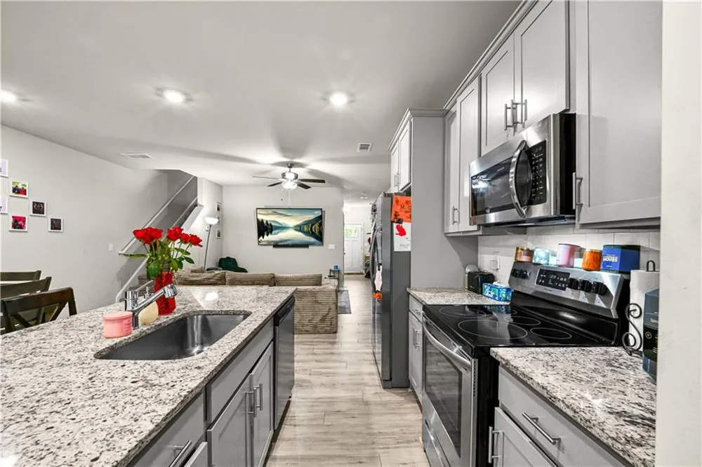6317 Redan Square Lithonia, GA 30058