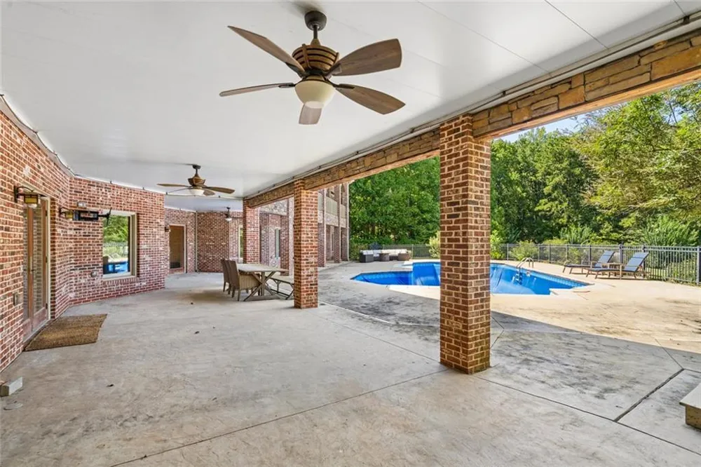 55 Cook Lane Stockbridge, GA 30281