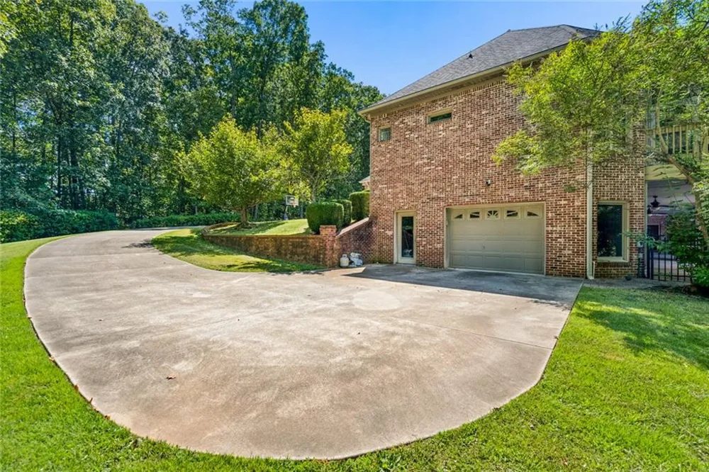 55 Cook Lane Stockbridge, GA 30281