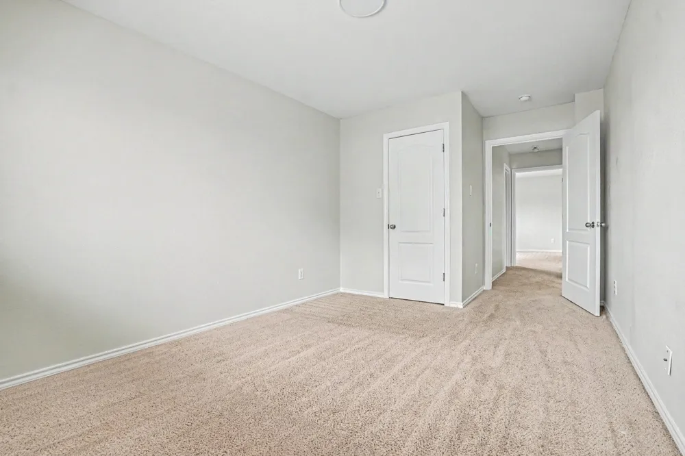 102 Troy Lane Red Oak, TX 75154