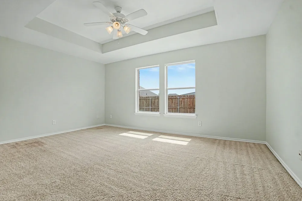 102 Troy Lane Red Oak, TX 75154