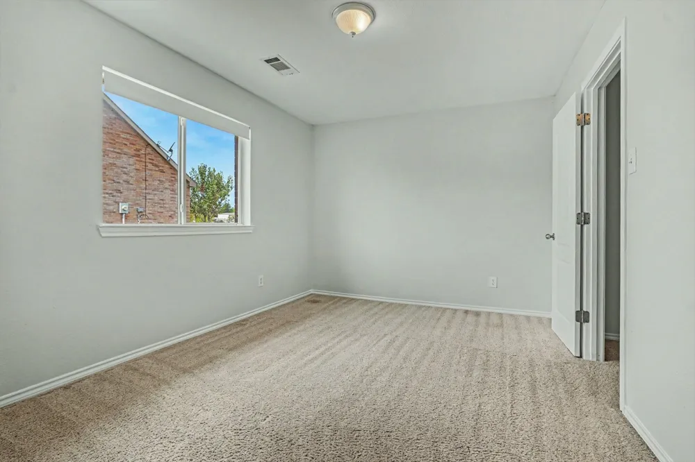 102 Troy Lane Red Oak, TX 75154
