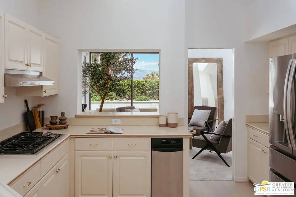 39 Mirage Cove Drive Rancho Mirage, CA 92270