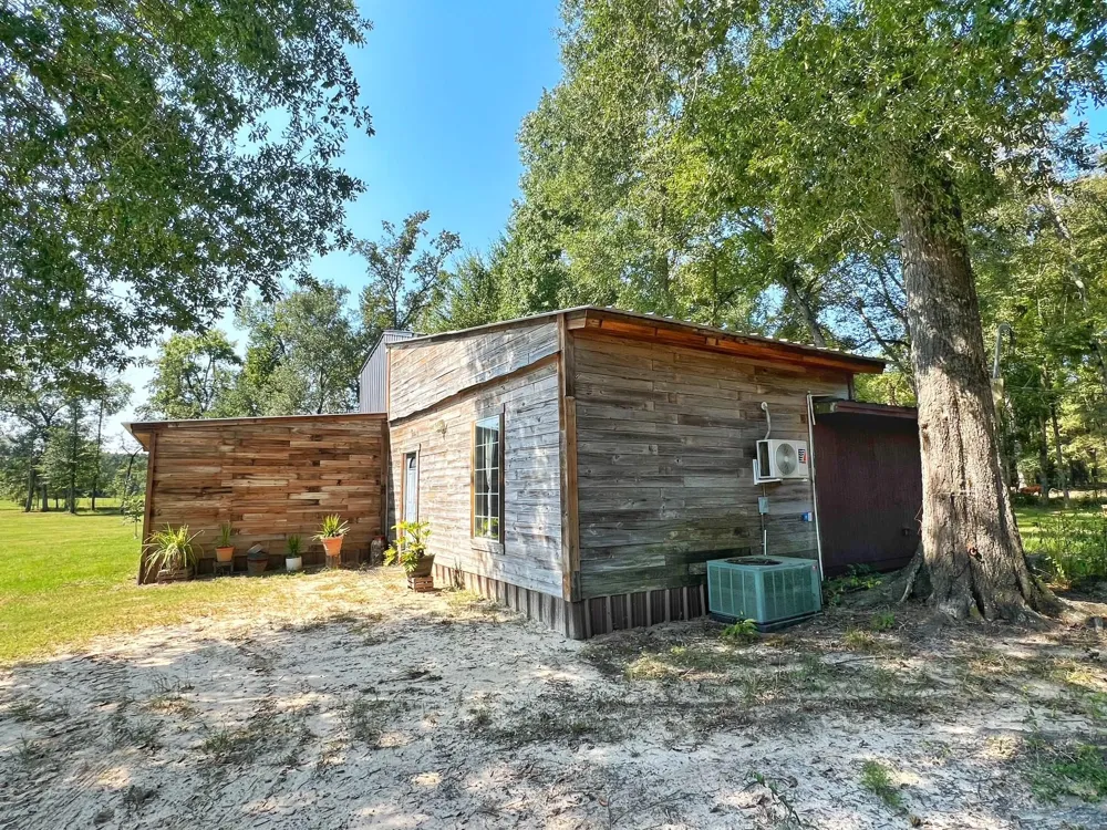 2599 Cr 131 Centerville, TX 75833