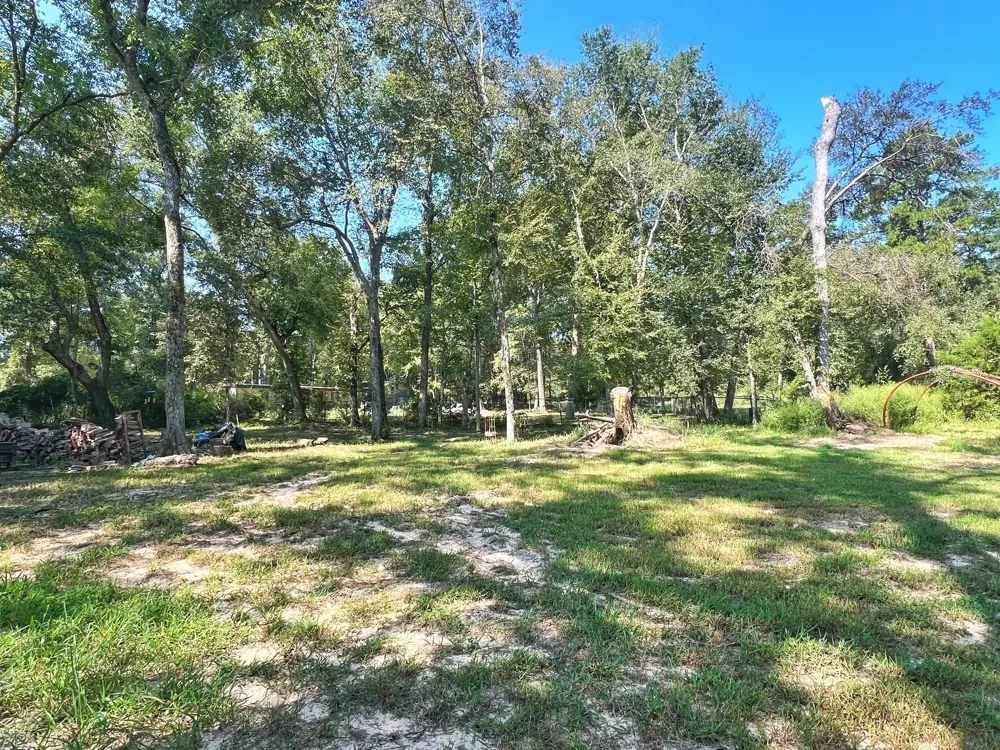 2599 Cr 131 Centerville, TX 75833