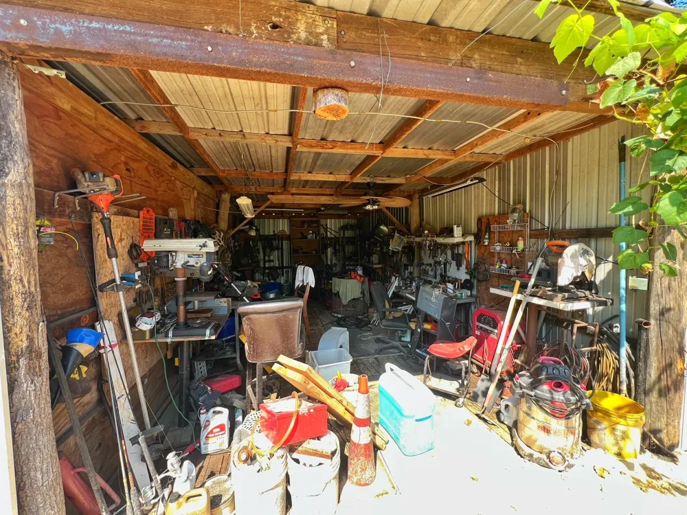 2599 Cr 131 Centerville, TX 75833