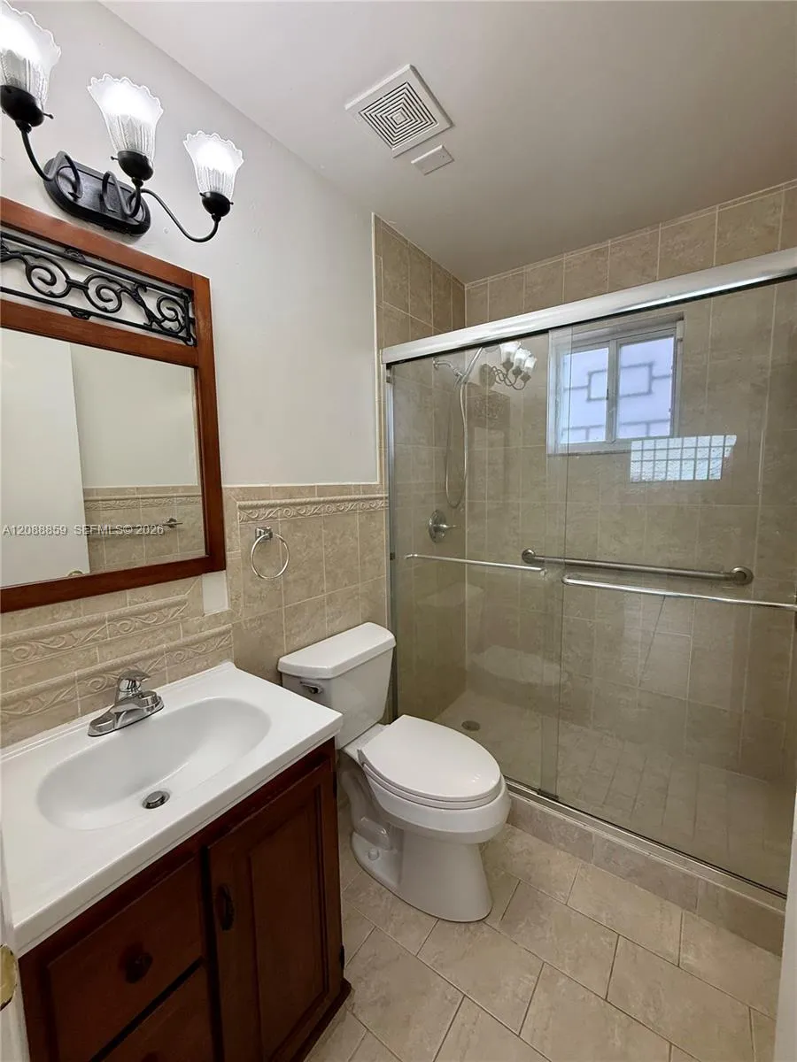 3559 W 71st Ter #0 Hialeah, FL 33018