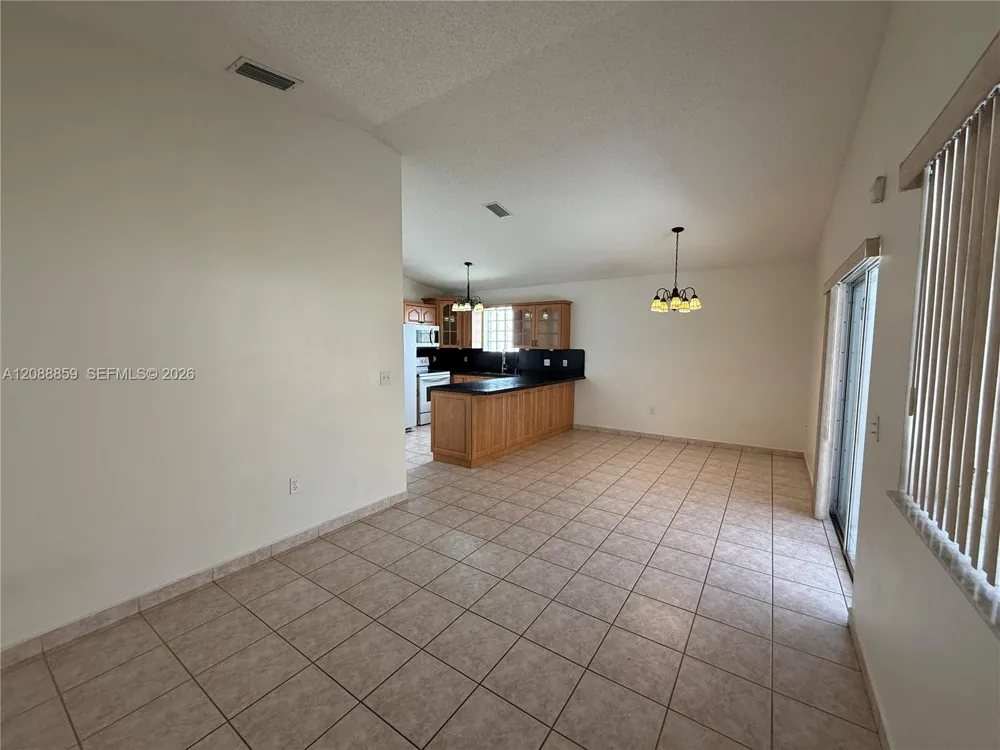 3559 W 71st Ter #0 Hialeah, FL 33018